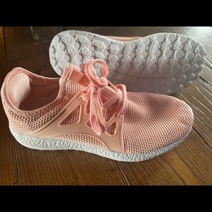 Pink tennis shoes